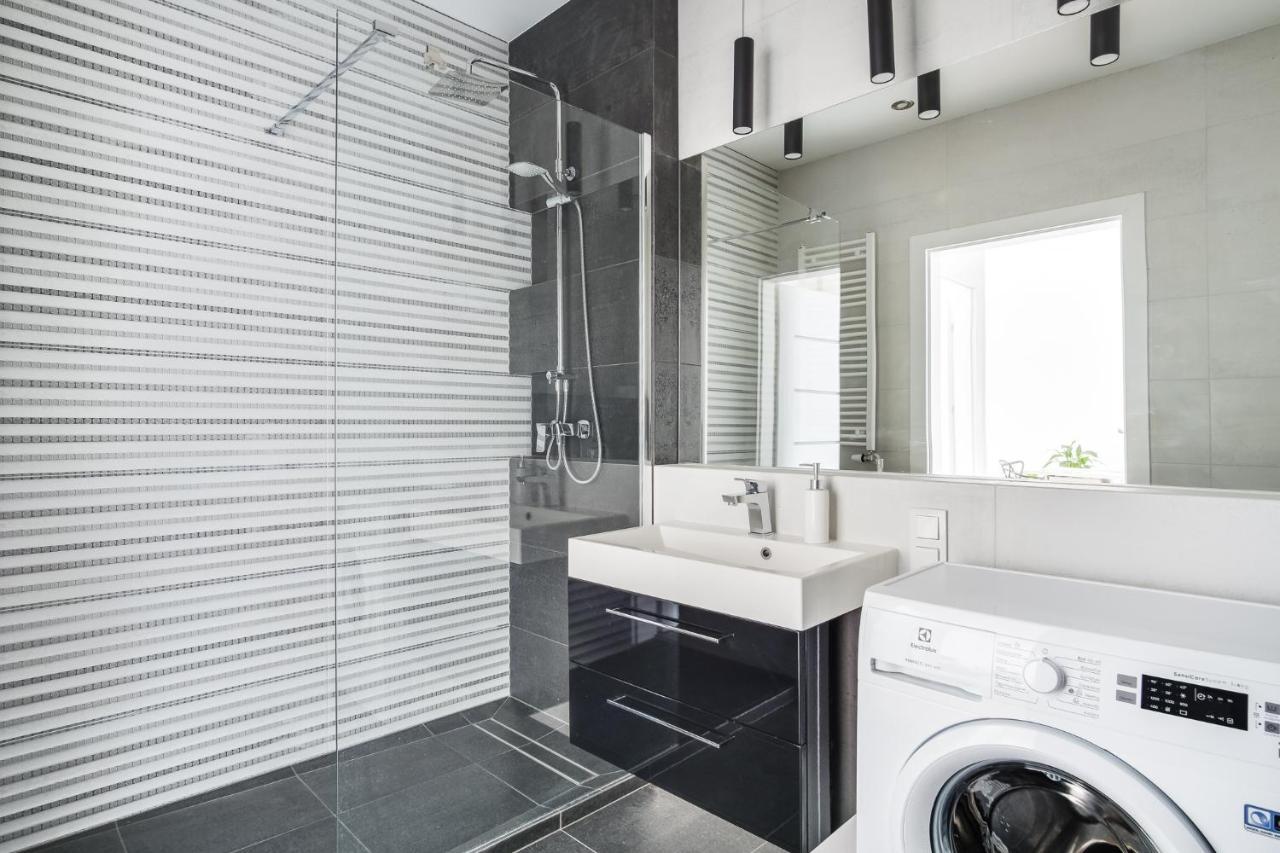 Apartament Chwaliszewo Z Balkonem - Free Parking Poznan Ngoại thất bức ảnh